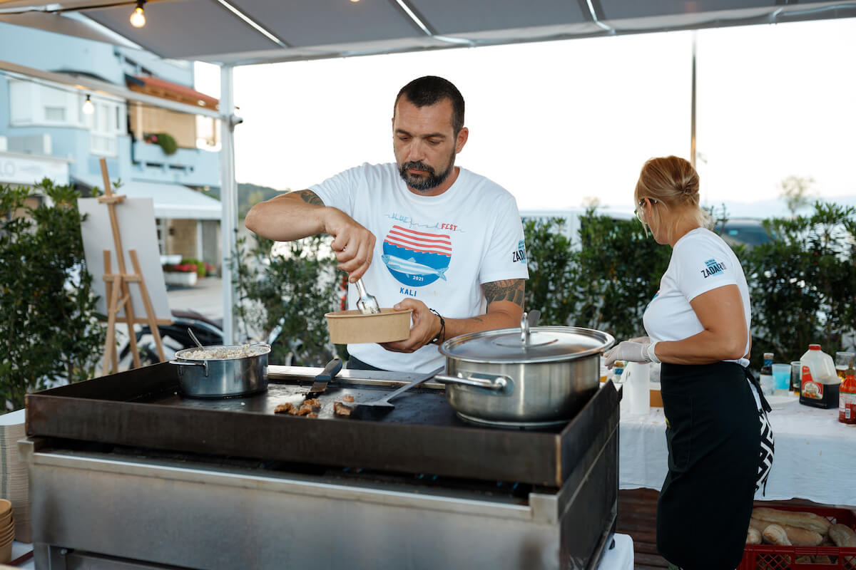 bistro_gugulo_kali_gastro_restaurant_blue_fish_festival